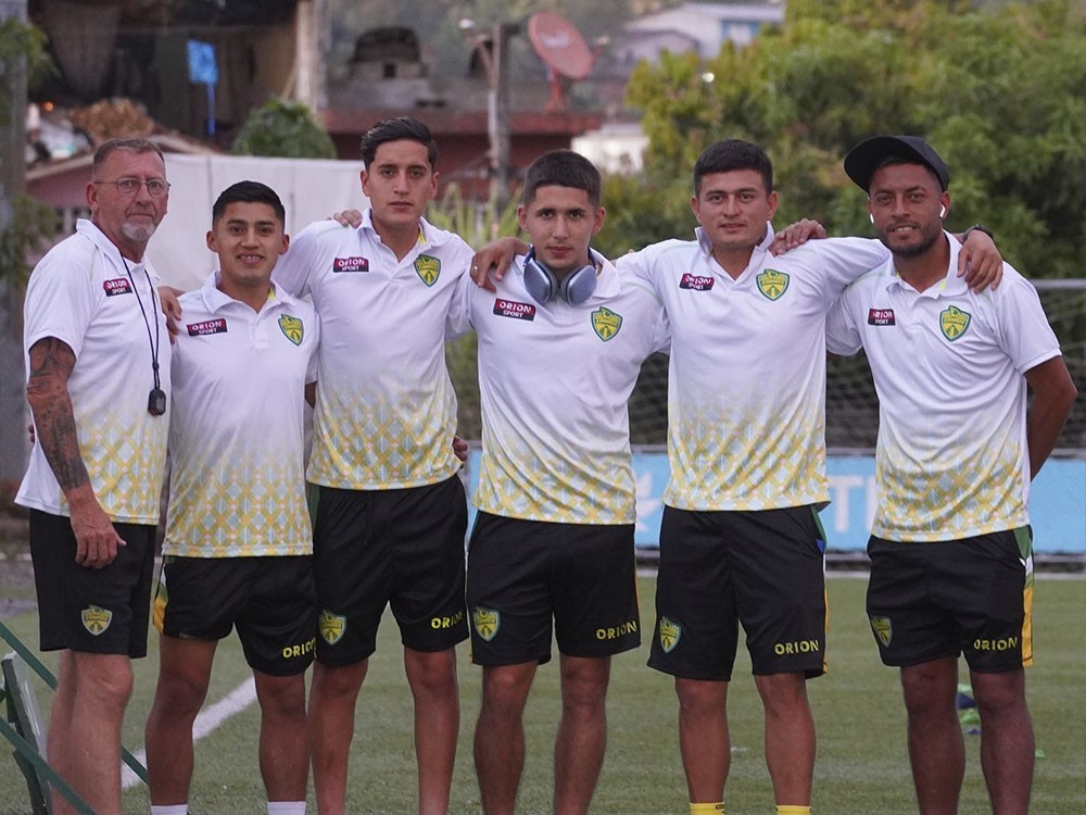 Xinabajul Huehue paraliza labores y piden cumplimiento en el pago de salarios