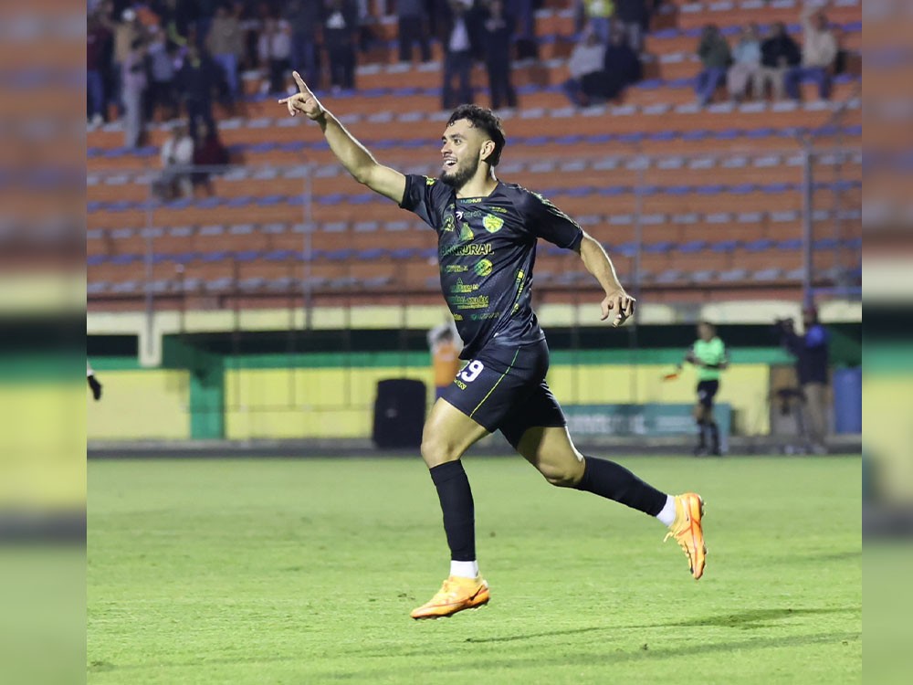 Xinabajul vence a Marquense y da un respiro 